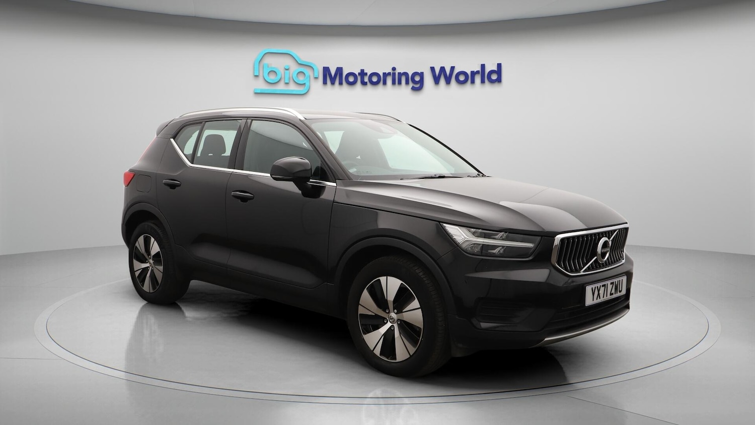 Used Volvo XC40 2021 for sale - 76083730: Photo 2
