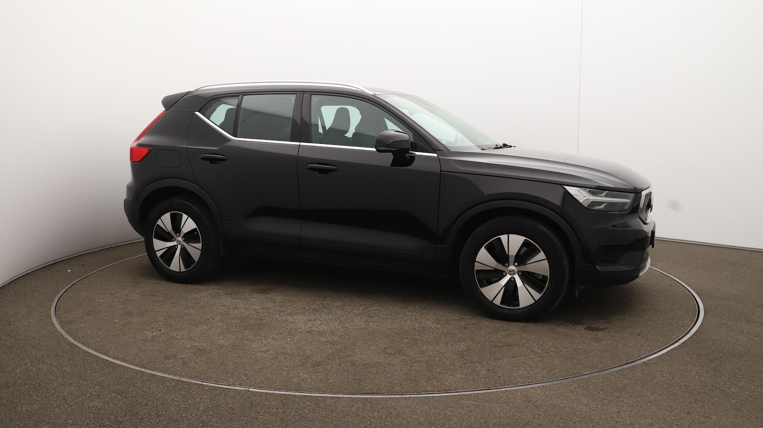 Used Volvo XC40 2021 for sale - 76083730: Photo 44
