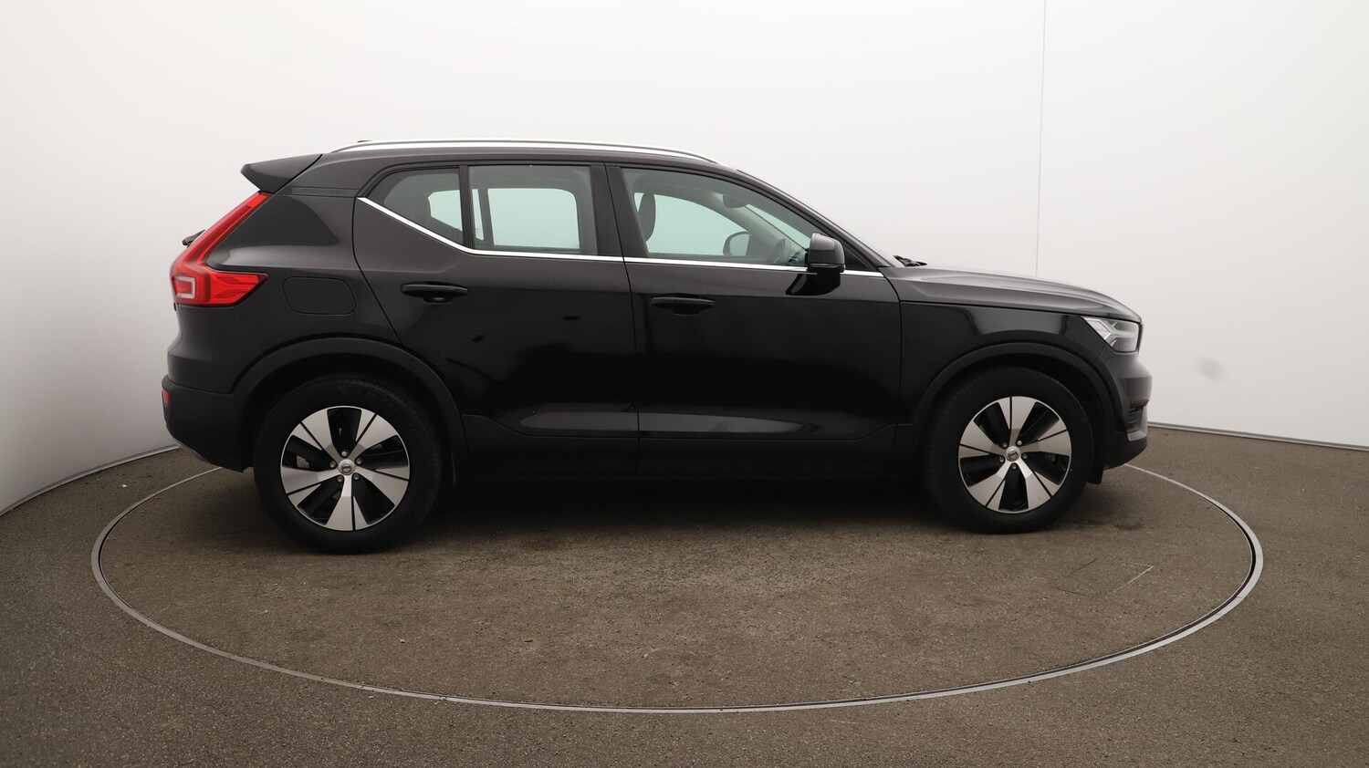 Used Volvo XC40 2021 for sale - 76083730: Photo 48