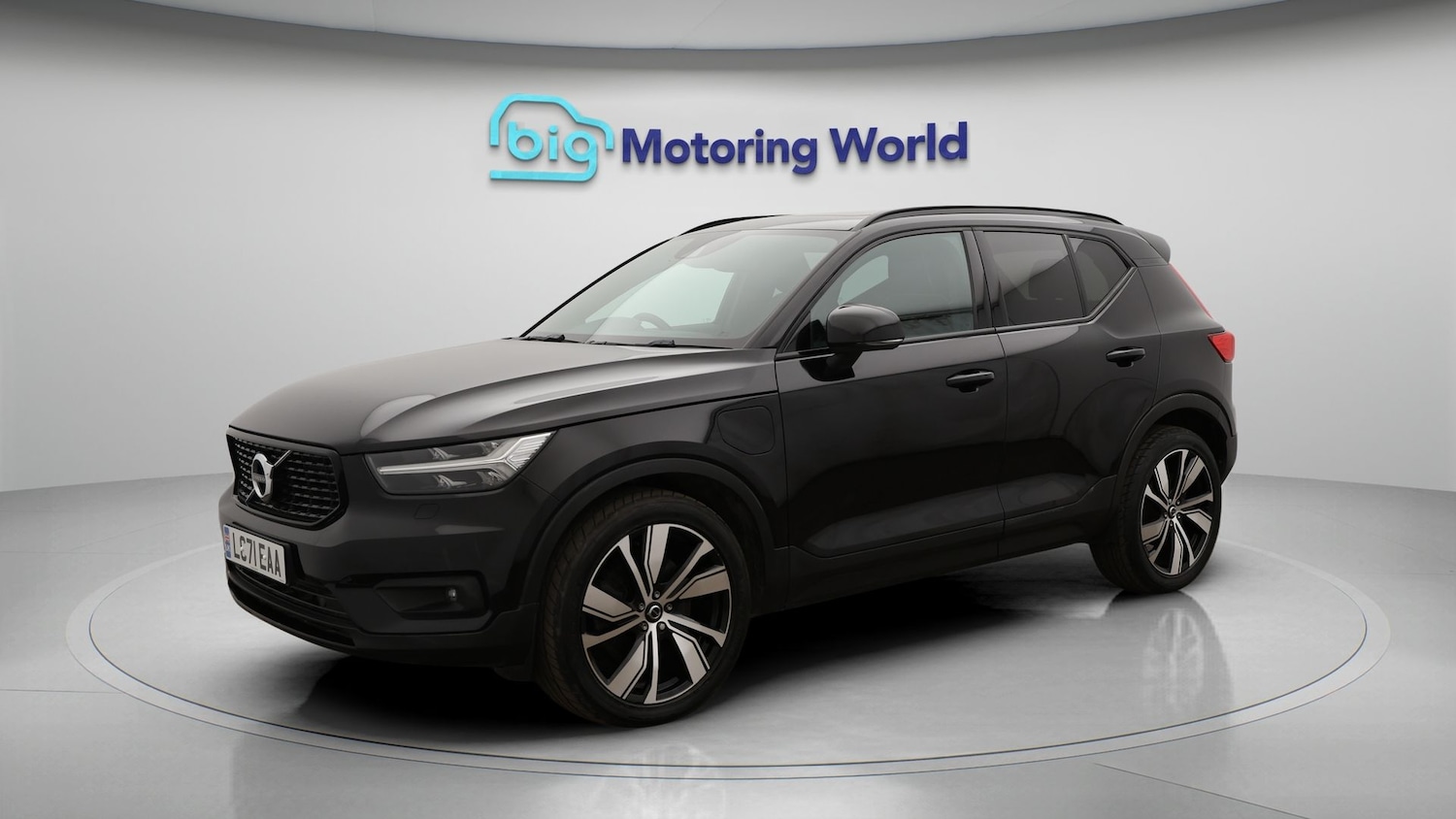 Used Volvo XC40 2021 for sale - 77840064: Photo 3