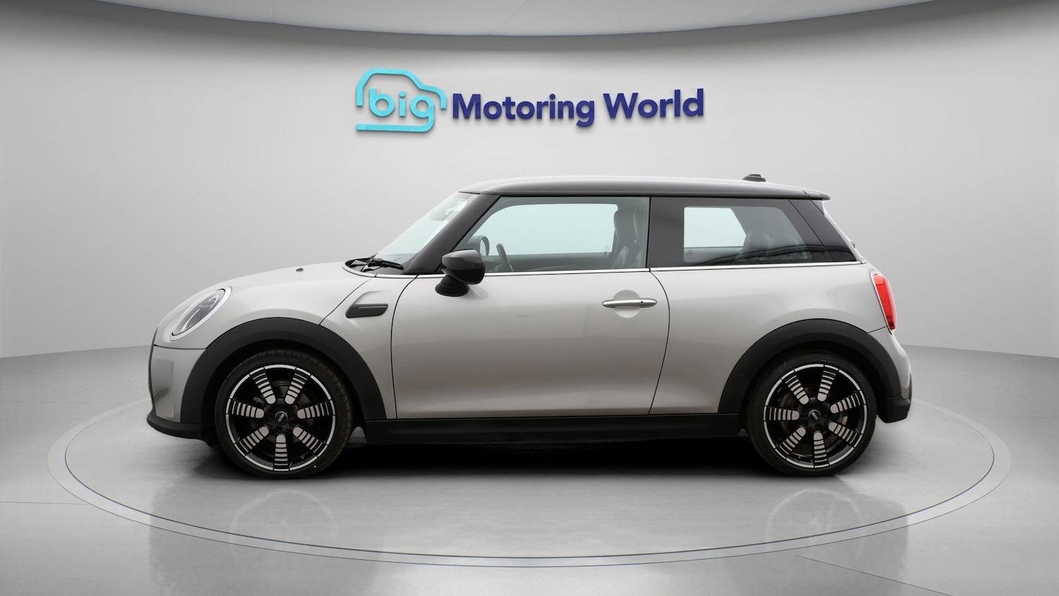 Used MINI Hatch 2023 for sale - 77418465: Photo 4