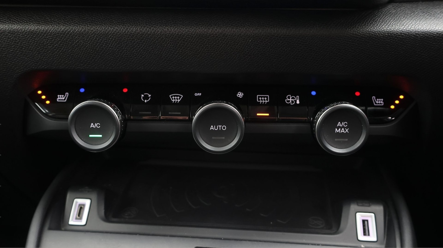 Used Citroen C4 2023 for sale - 77274406: Photo 12