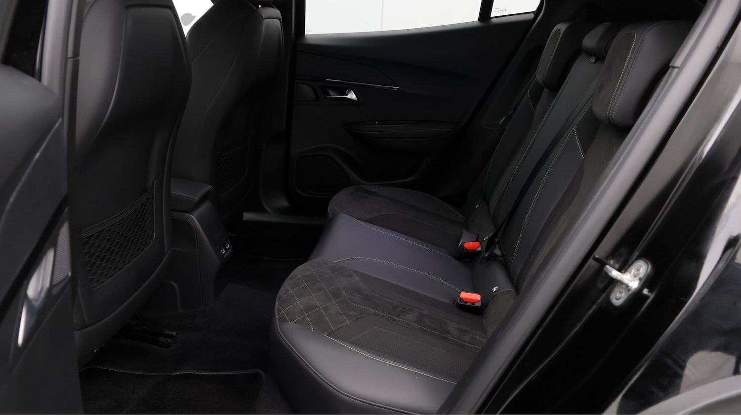 Used Peugeot 2008 2023 for sale - 77323959: Photo 16