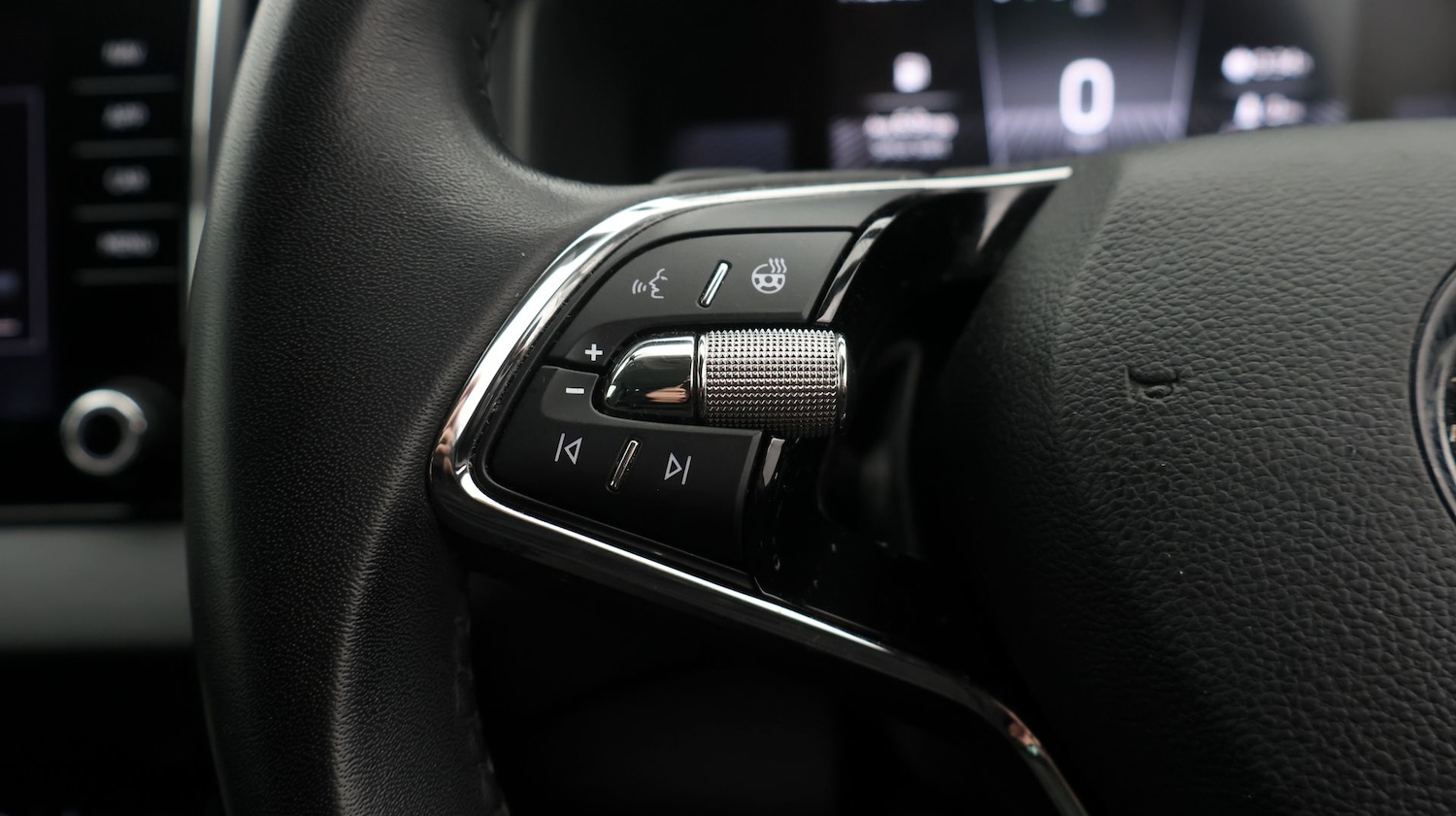 Used Skoda Karoq 2024 for sale - 78061548: Photo 24