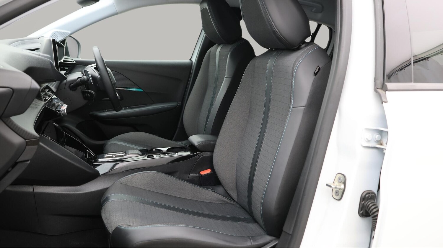 Used Peugeot 208 2023 for sale - 76645720: Photo 15