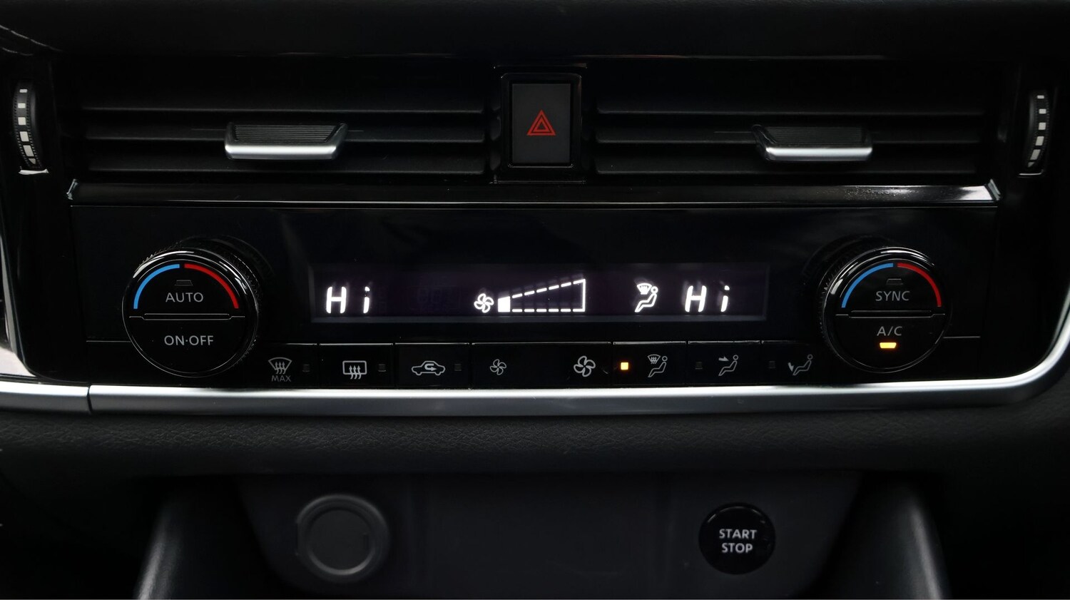 Used Nissan Qashqai for sale - 77854458: Photo 12