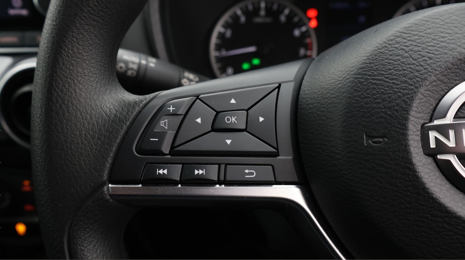 Used Nissan Juke 2023 for sale - 77759574: Photo 21