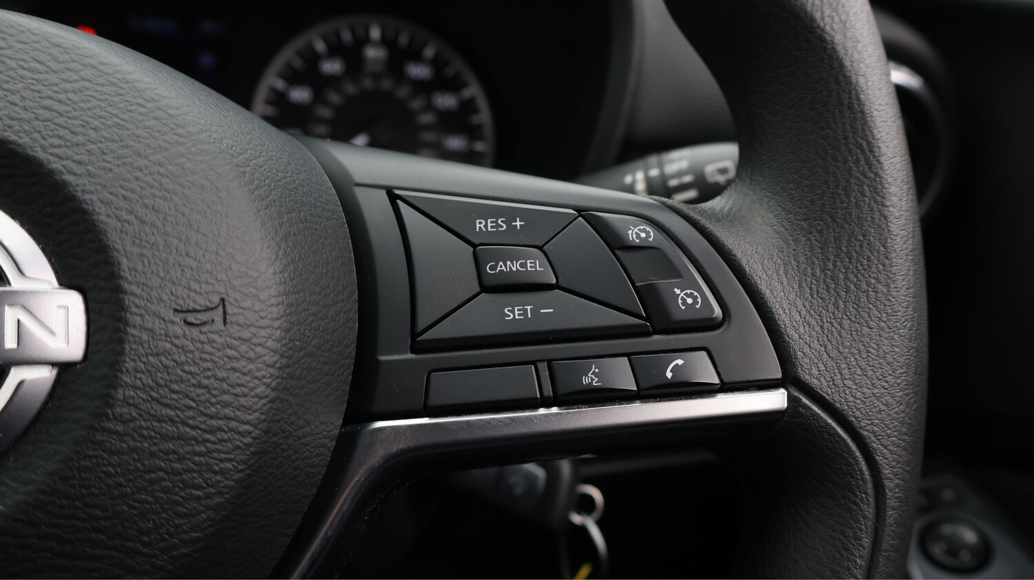 Used Nissan Juke 2023 for sale - 77759574: Photo 25