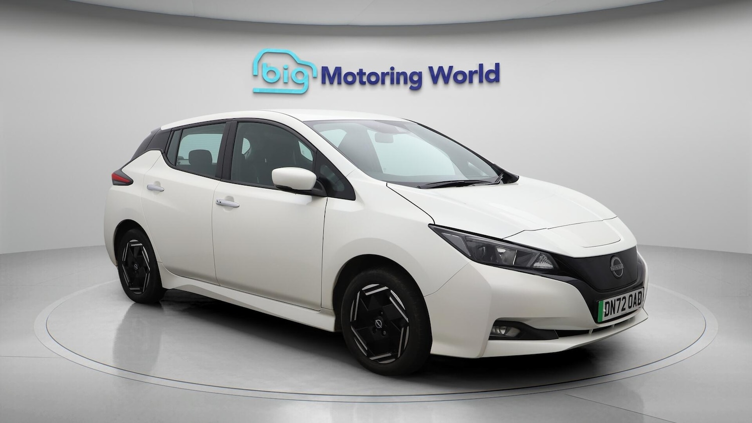 Used Nissan Leaf 2022 for sale - 76786799: Photo 2