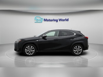 Used Lexus UX 2019 for sale - 77579714: Photo