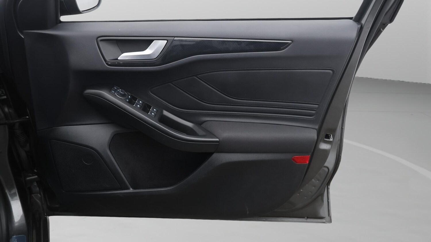 Used Ford Focus 2023 for sale - 76607306: Photo 16