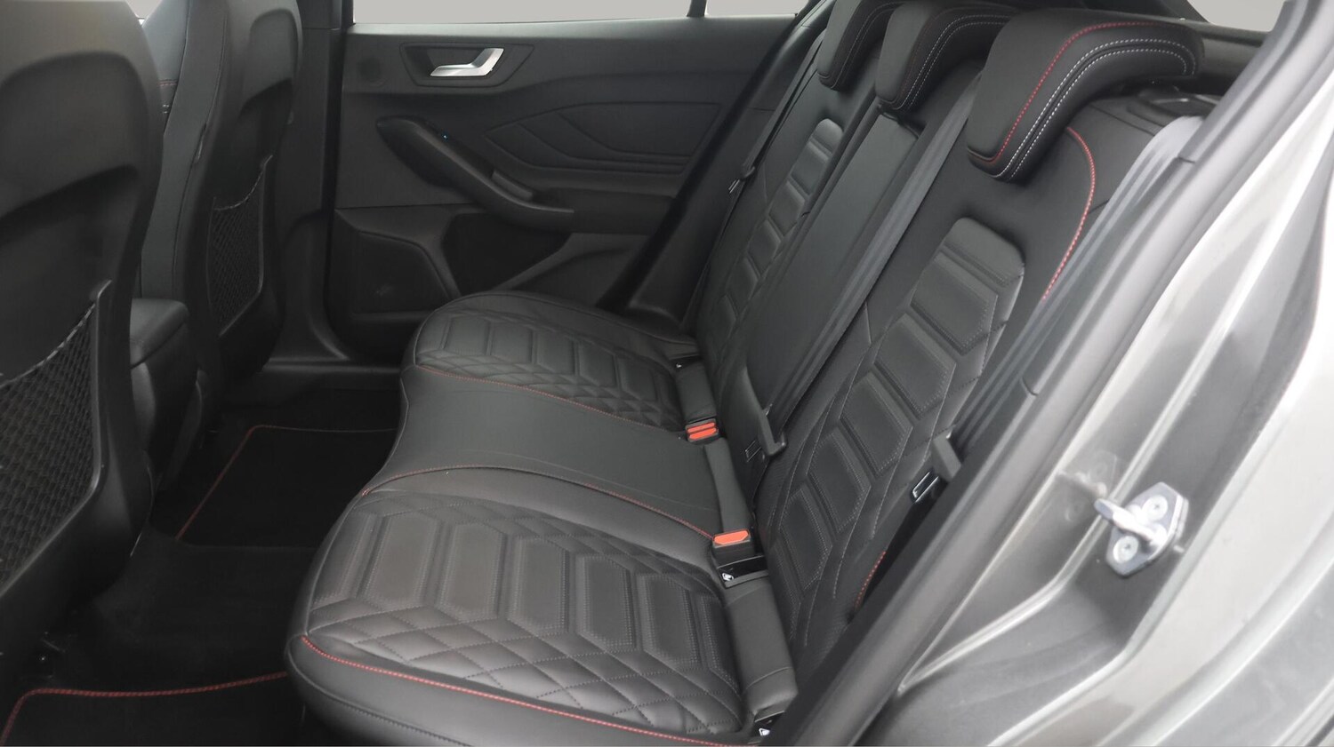 Used Ford Focus 2023 for sale - 76607306: Photo 17