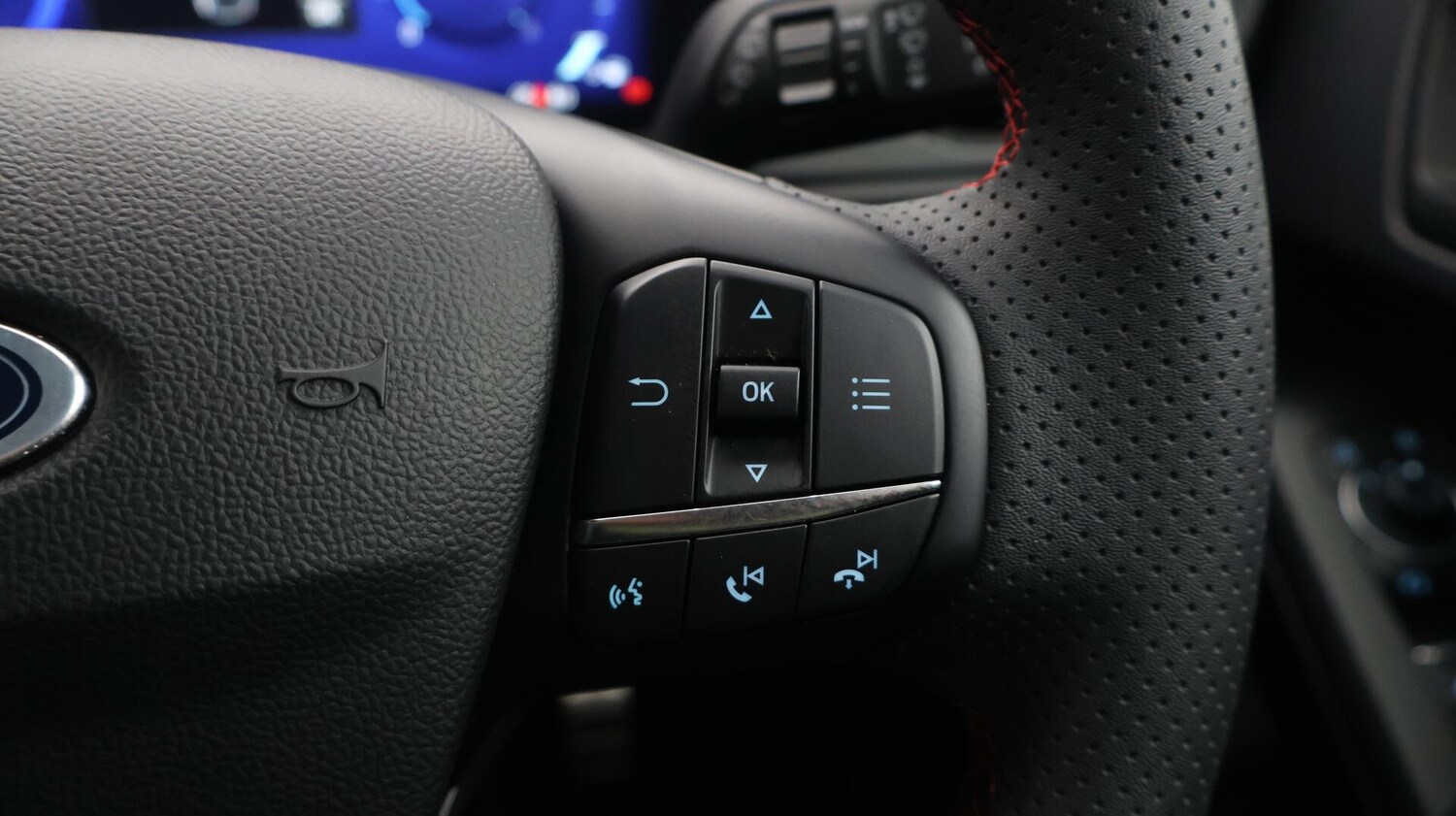 Used Ford Focus 2023 for sale - 76607306: Photo 25