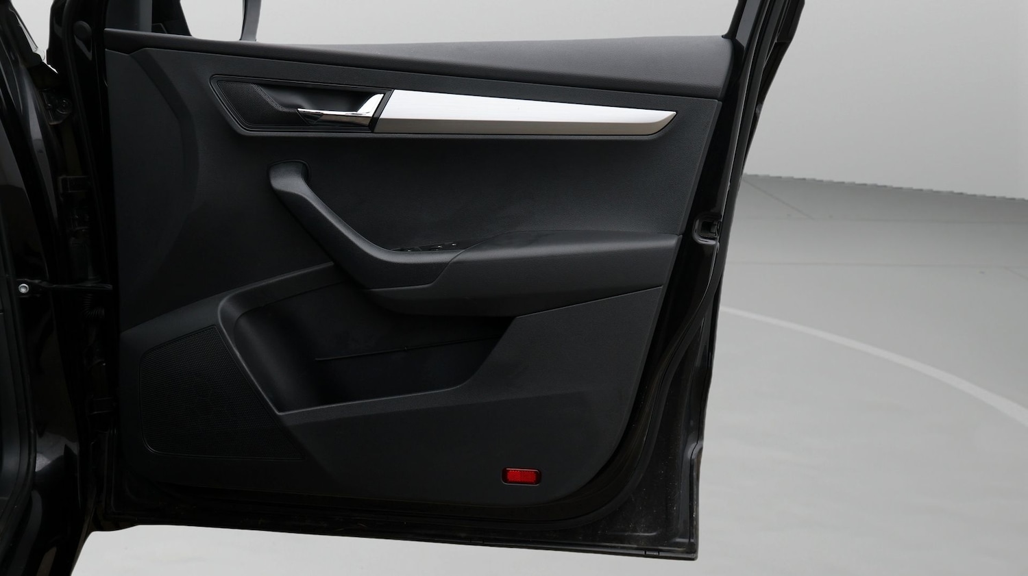 Used Skoda Karoq 2021 for sale - 77650401: Photo 15