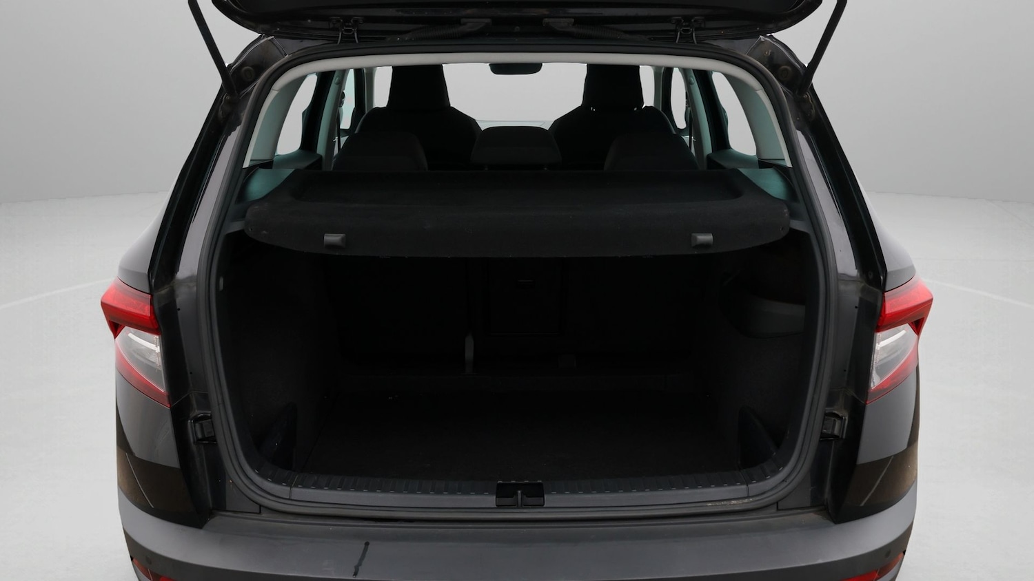 Used Skoda Karoq 2021 for sale - 77650401: Photo 17