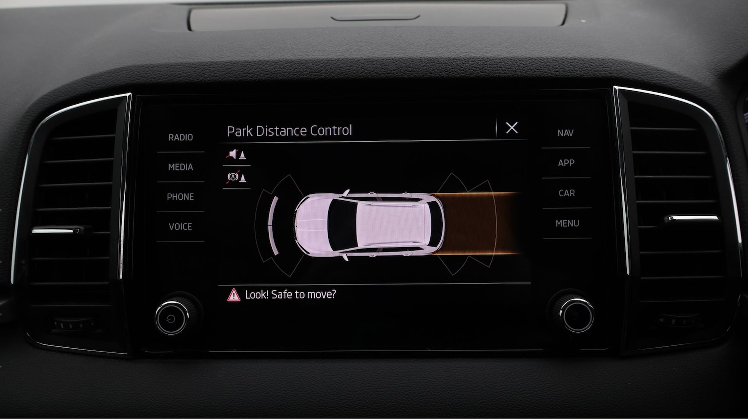 Used Skoda Karoq 2021 for sale - 77650401: Photo 21