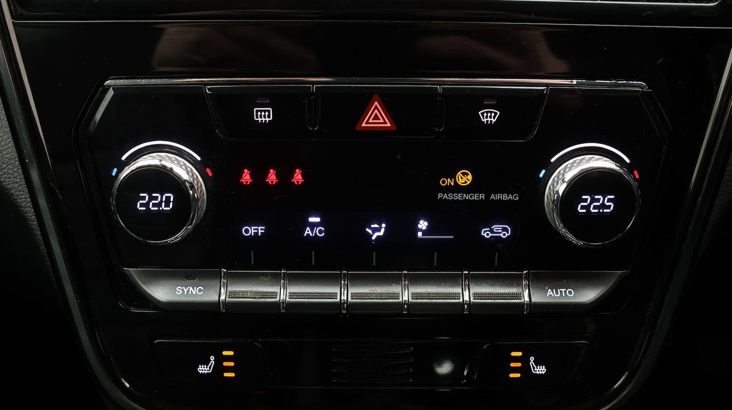 Used Ssangyong Tivoli 2022 for sale - 77745280: Photo 12