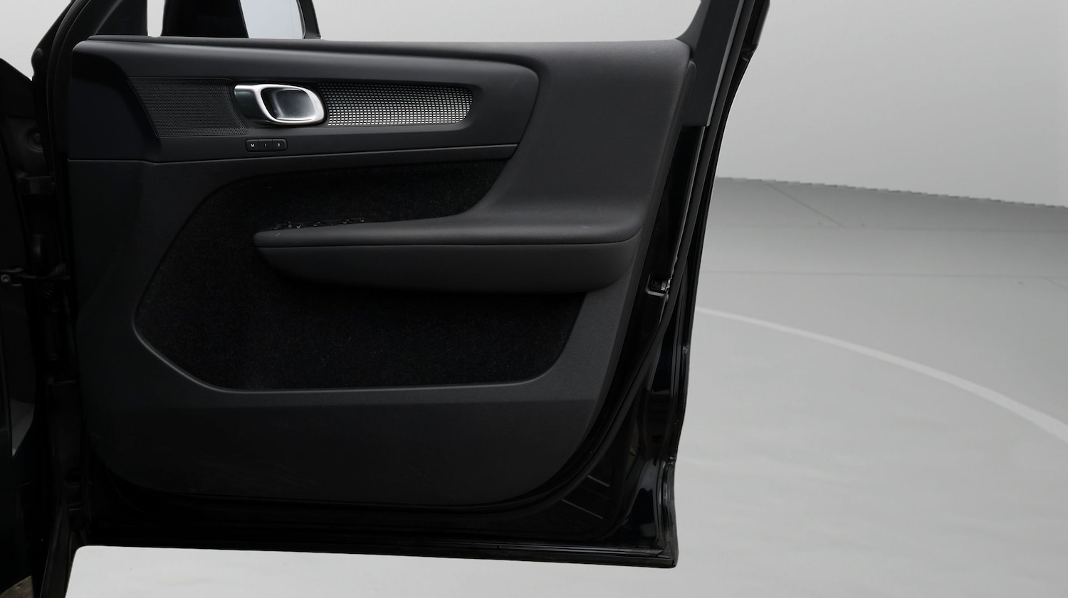 Used Volvo XC40 2020 for sale - 77258451: Photo 15