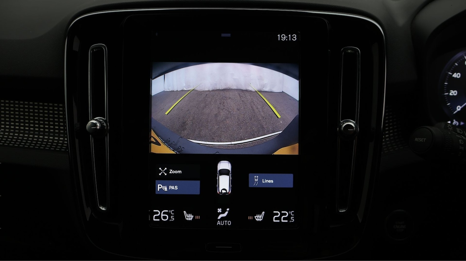 Used Volvo XC40 2020 for sale - 77258451: Photo 21