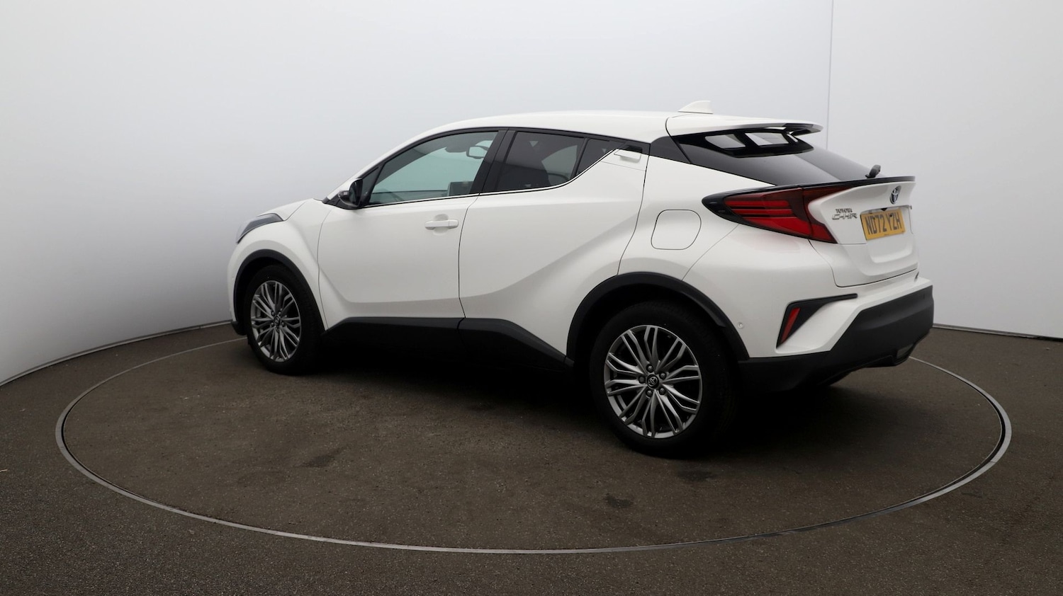 Used Toyota C-HR 2023 for sale - 76809638: Photo 28