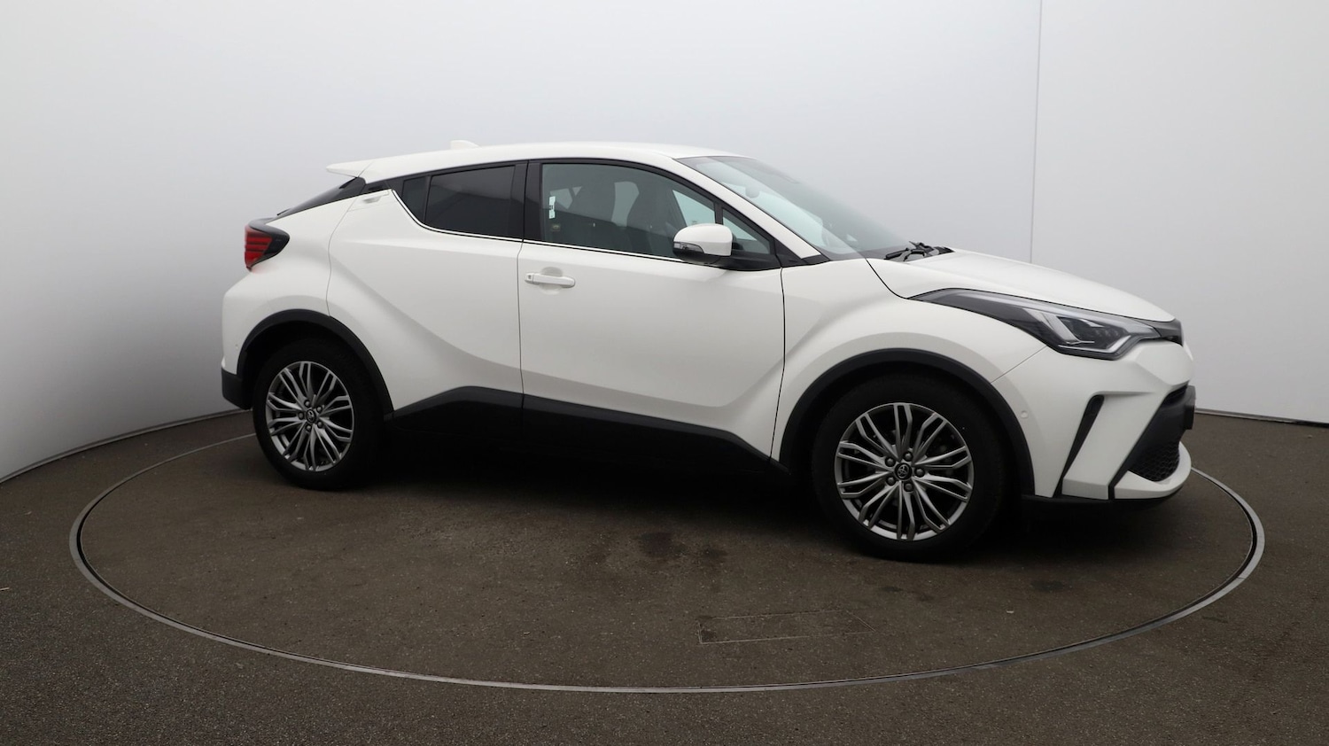 Used Toyota C-HR 2023 for sale - 76809638: Photo 39