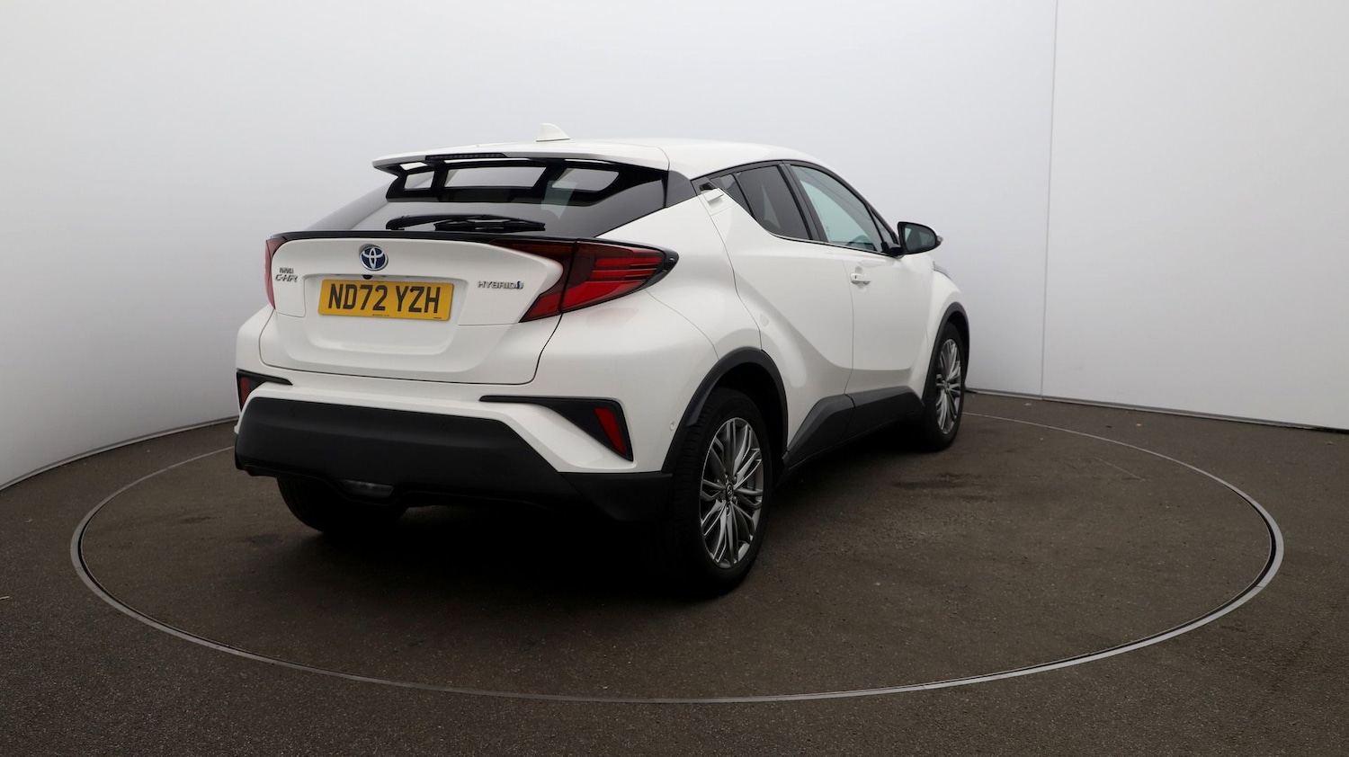 Used Toyota C-HR 2023 for sale - 76809638: Photo 48