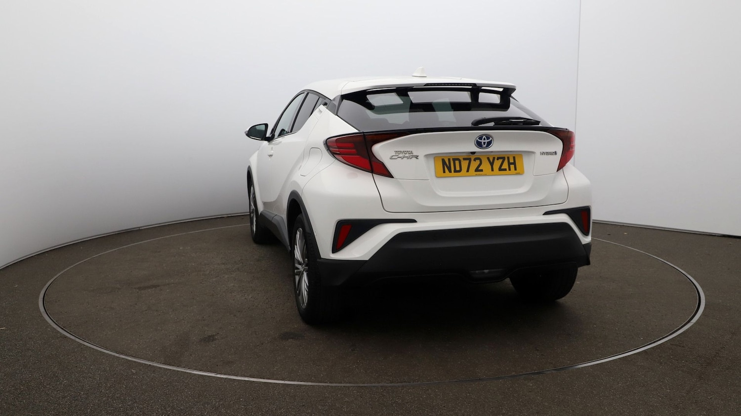 Used Toyota C-HR 2023 for sale - 76809638: Photo 53