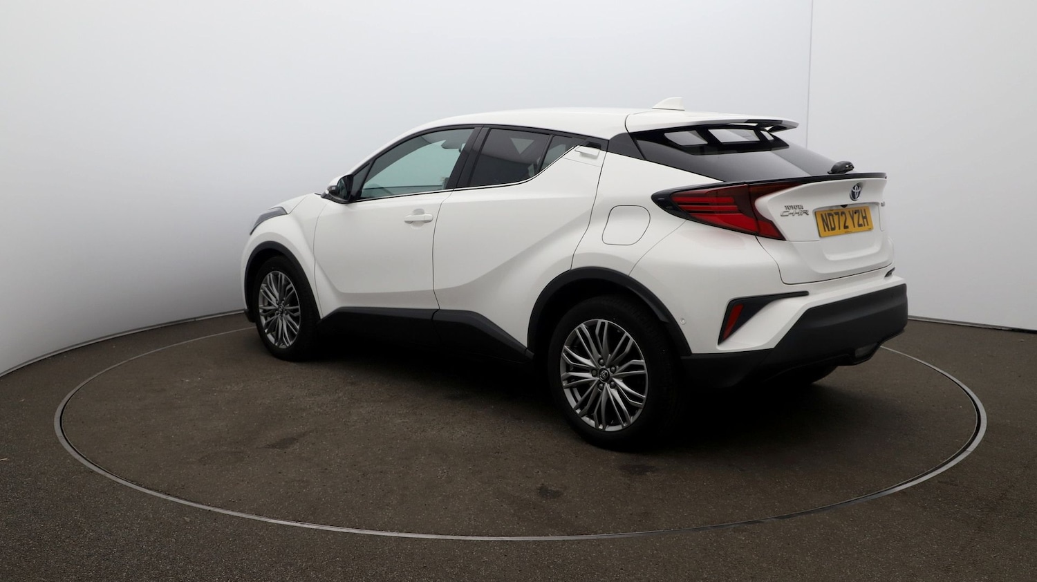 Used Toyota C-HR 2023 for sale - 76809638: Photo 56