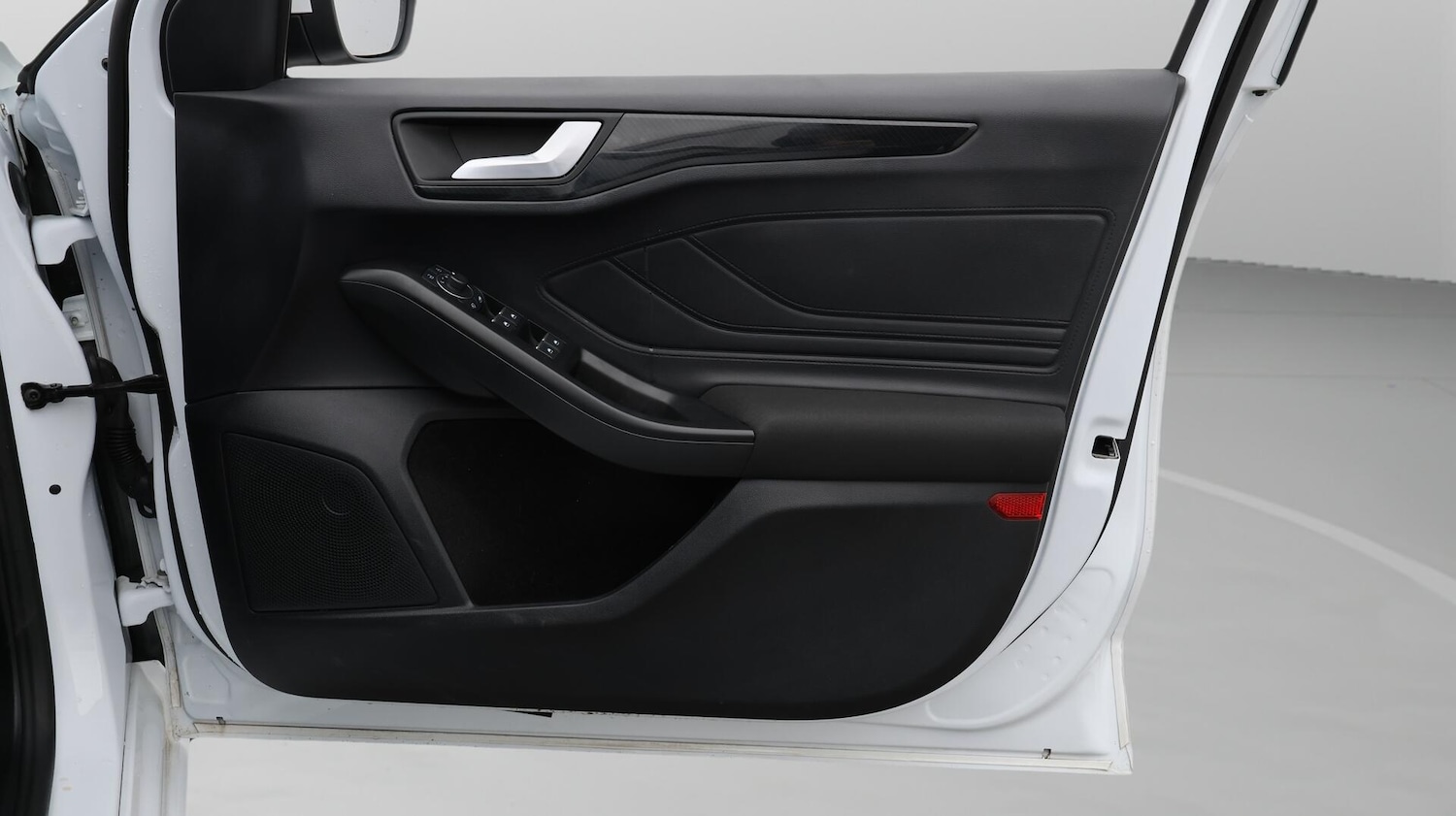 Used Ford Focus 2023 for sale - 76728393: Photo 16