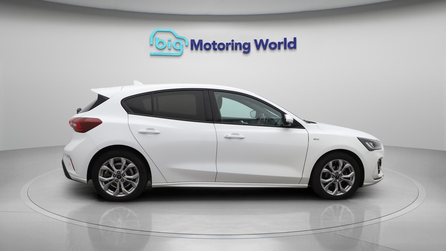 Used Ford Focus 2023 for sale - 76728393: Photo 9