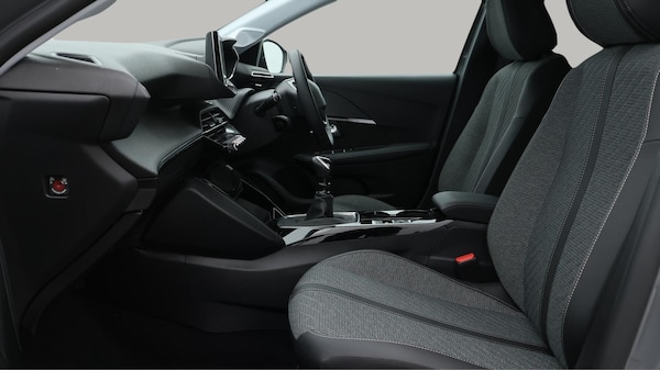 Used Peugeot 208 2024 for sale - 75708472: Photo 15