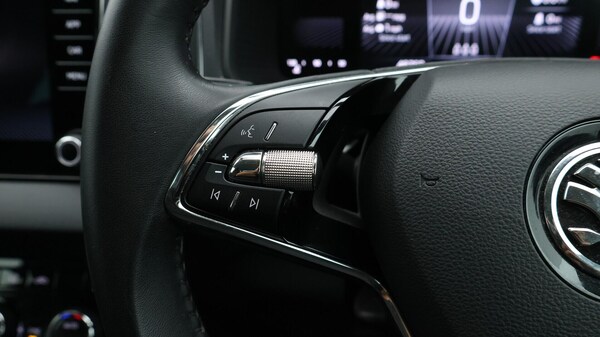 Used Skoda Karoq 2023 for sale - 75757107: Photo 23