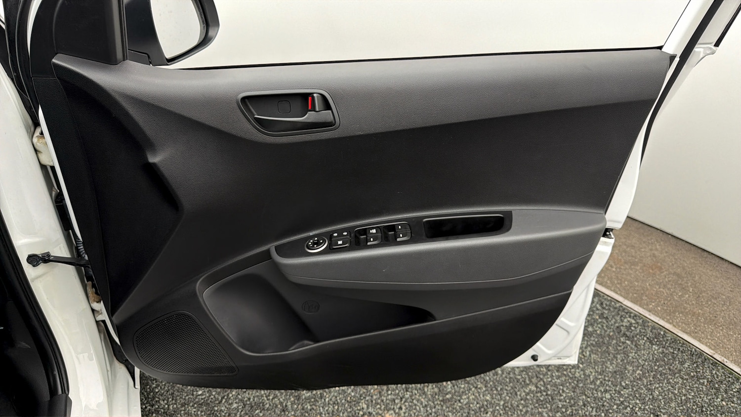 Used Hyundai i10 2019 for sale - 78210362: Photo 14