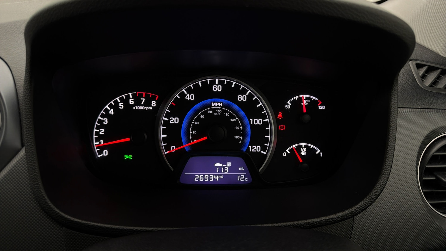 Used Hyundai i10 2019 for sale - 78210362: Photo 24