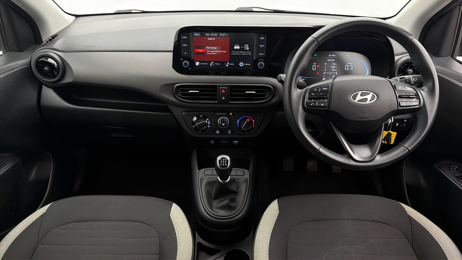 Used Hyundai i10 2023 for sale - 77996894: Photo 12