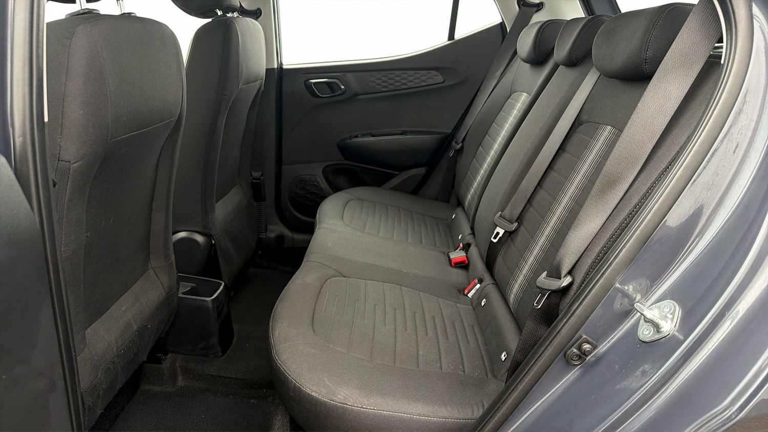 Used Hyundai i10 2023 for sale - 77996894: Photo 15