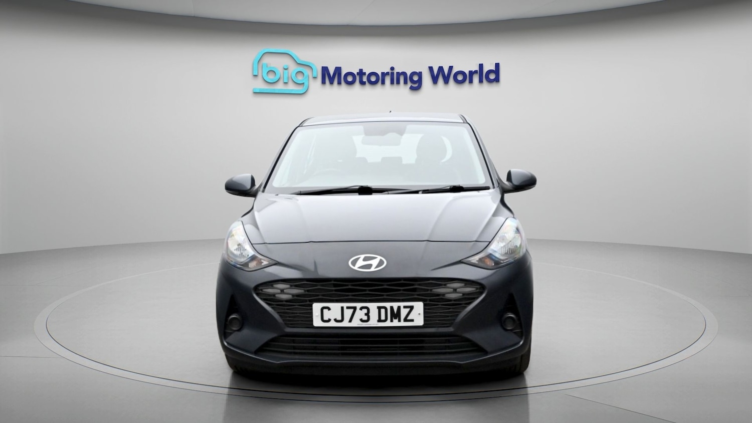 Used Hyundai i10 2023 for sale - 77996894: Photo 2
