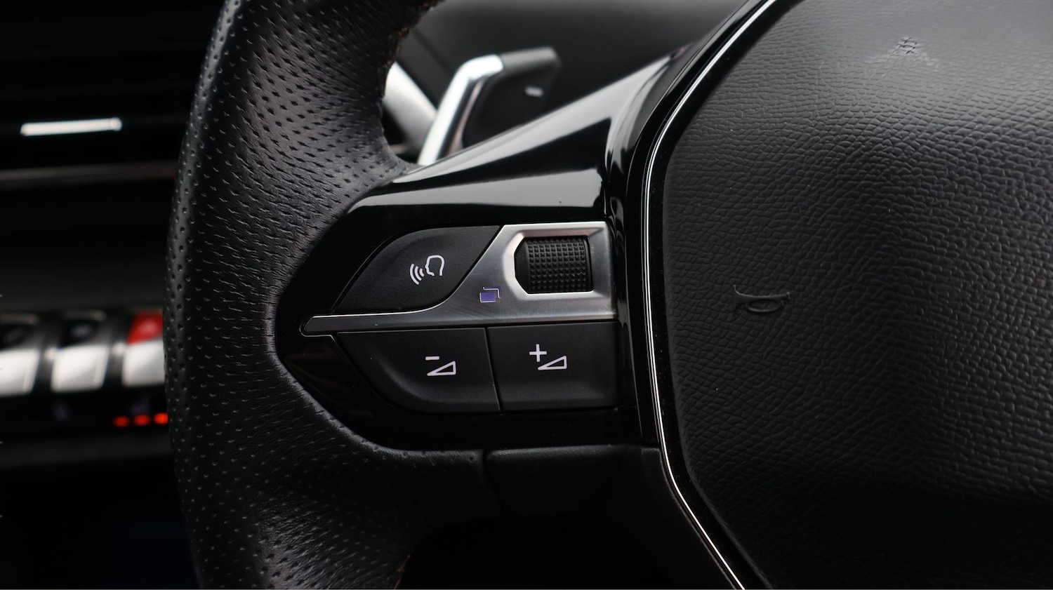 Used Peugeot 3008 2023 for sale - 78133680: Photo 21