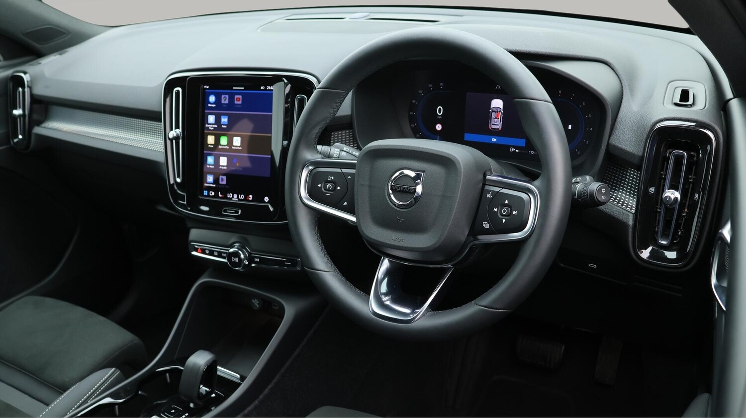 Used Volvo XC40 2023 for sale - 76084141: Photo 10