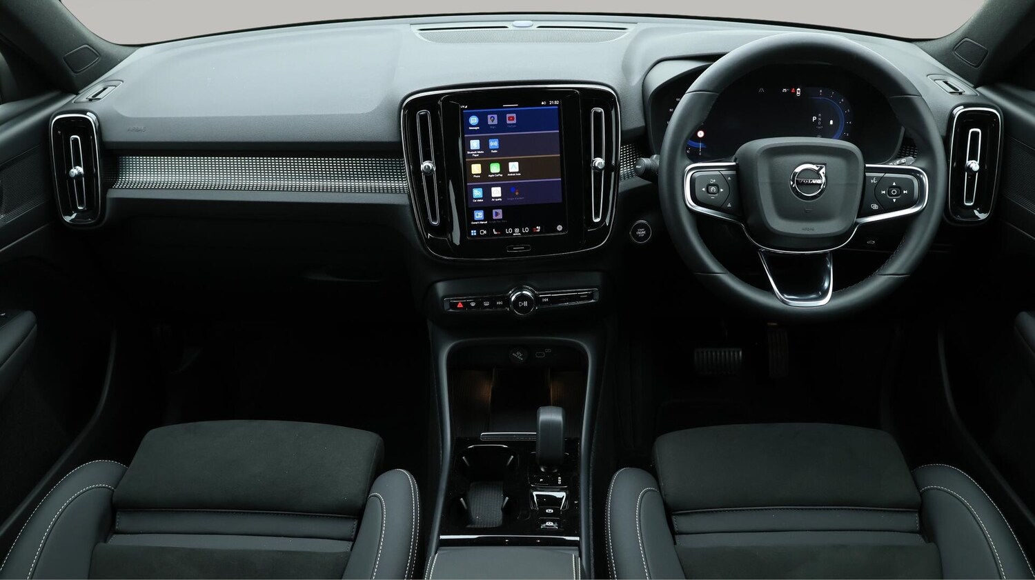 Used Volvo XC40 2023 for sale - 76084141: Photo 14
