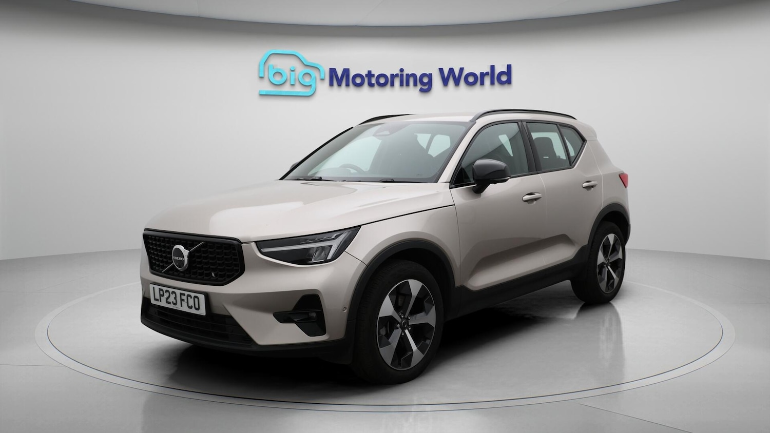 Used Volvo XC40 2023 for sale - 76084141: Photo 4