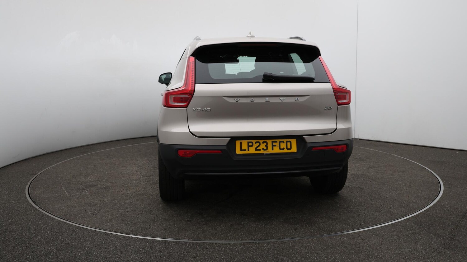 Used Volvo XC40 2023 for sale - 76084141: Photo 59