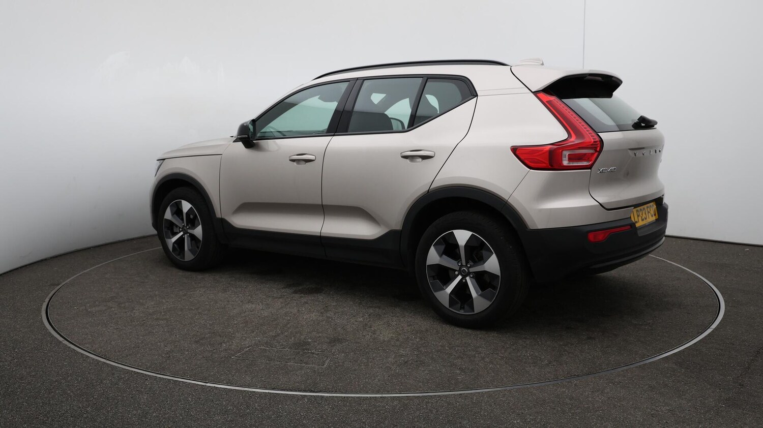 Used Volvo XC40 2023 for sale - 76084141: Photo 63
