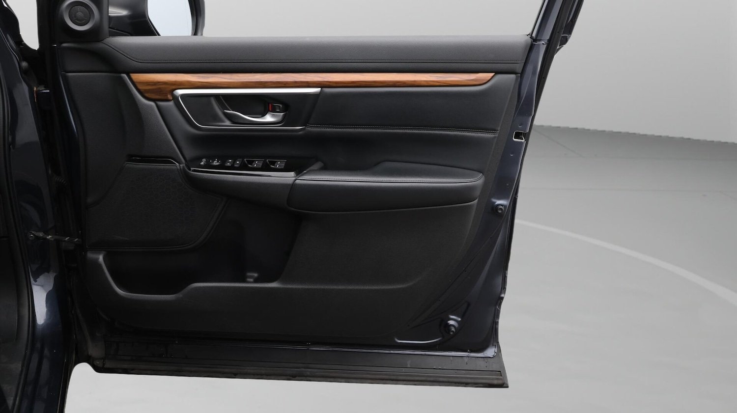 Used Honda CR-V 2020 for sale - 76360908: Photo 16