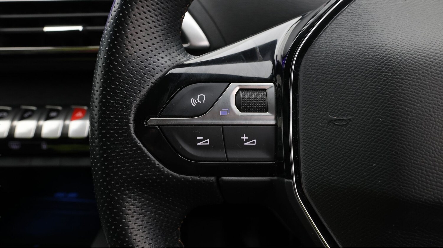 Used Peugeot 5008 2020 for sale - 77603550: Photo 26