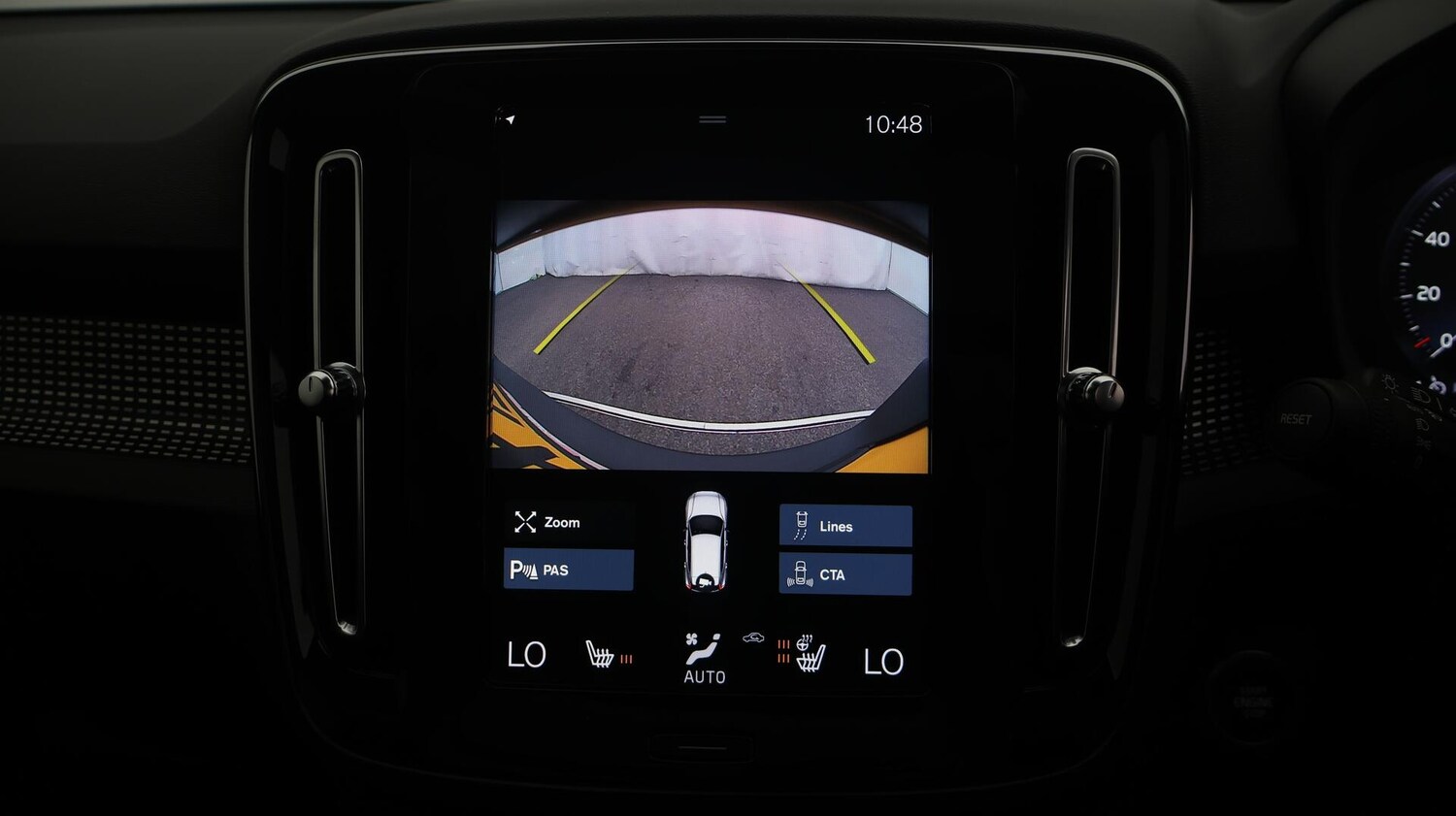 Used Volvo XC40 2021 for sale - 76306899: Photo 29