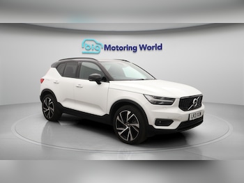 Used Volvo XC40 2021 for sale - 76306899: Photo 2