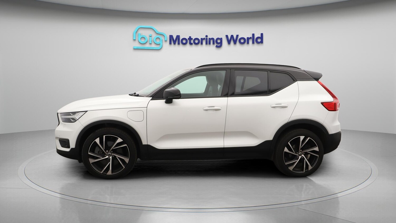 Used Volvo XC40 2021 for sale - 76306899: Photo 5