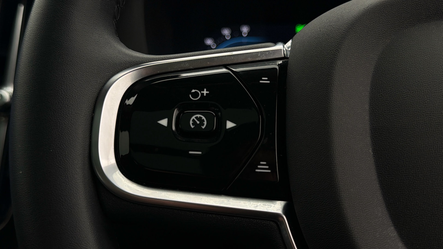 Used Volvo XC60 for sale - 78084974: Photo 23