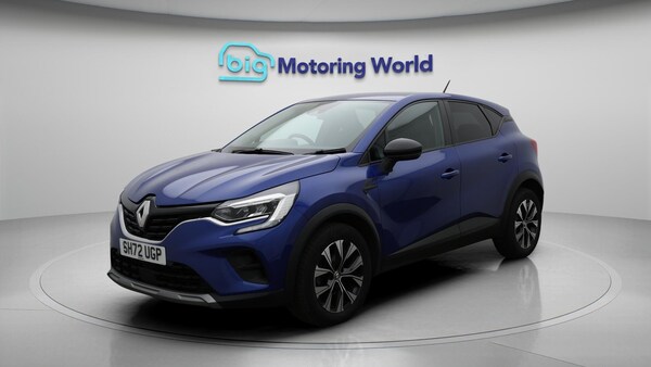 Used Renault Captur 2022 for sale - 76199814: Photo 4